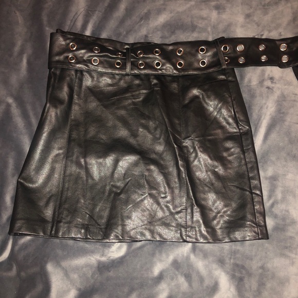 FINAL PRICE - Faux Leather Belted Mini Skirt - Picture 2 of 2